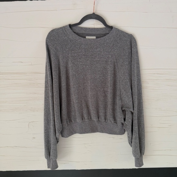 American Eagle | Size M | Slouchy Bat Sleeve Lightweight Sweater Grey - Picture 2 of 6